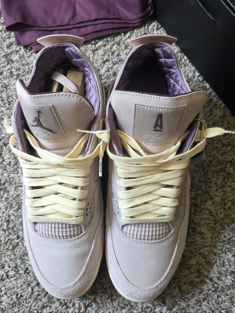 A Ma Maniere x Jordan 4 While You Were Sleeping - Picture 3 of 6